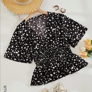Black & White Dotted Plus Size Allover Print Shirred Peplum Blouse, Size 4X, New